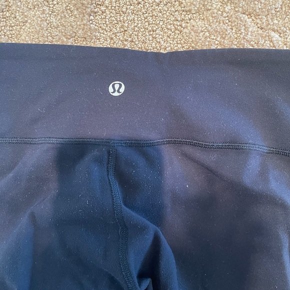 Lululemon Wunder Under Leggings - Picture 6 of 8